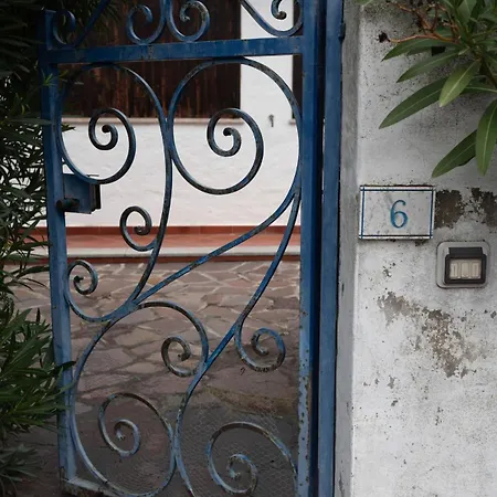 Domo Ilde E Mare Nyaraló *